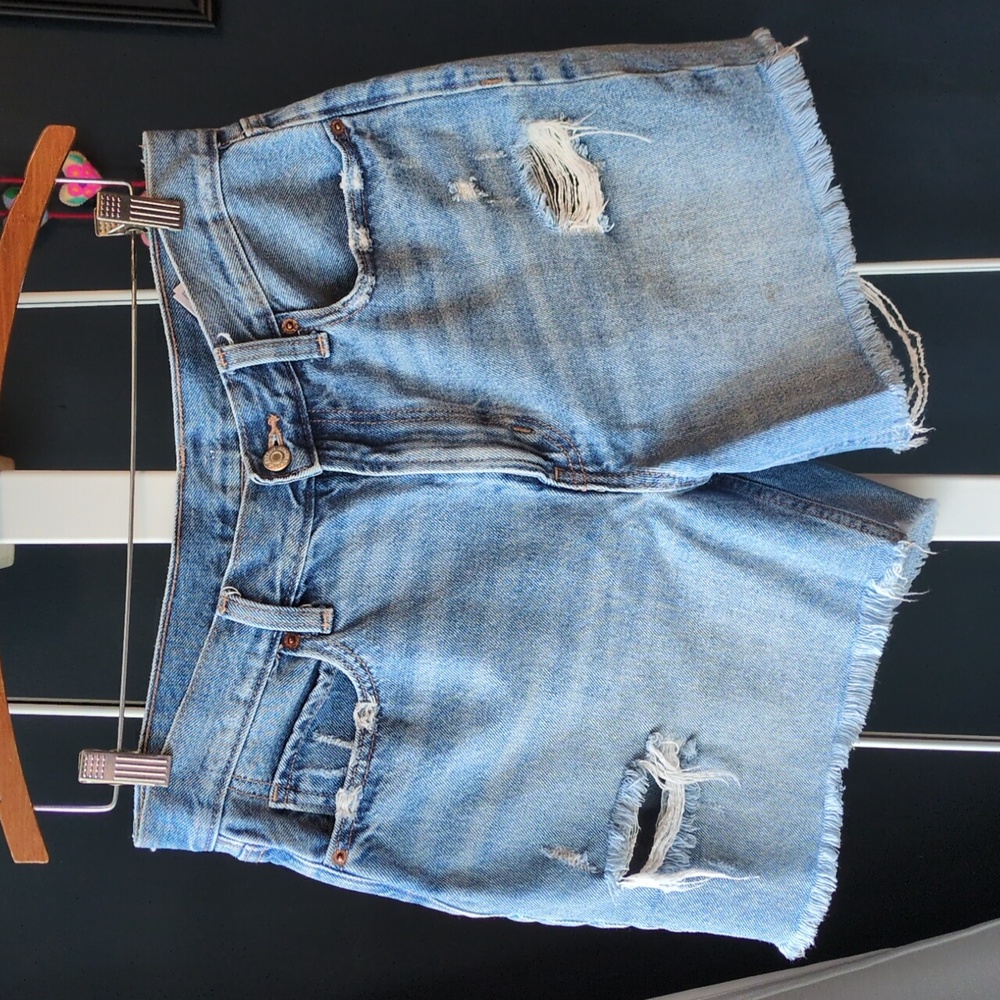 High waist distressed jean shorts